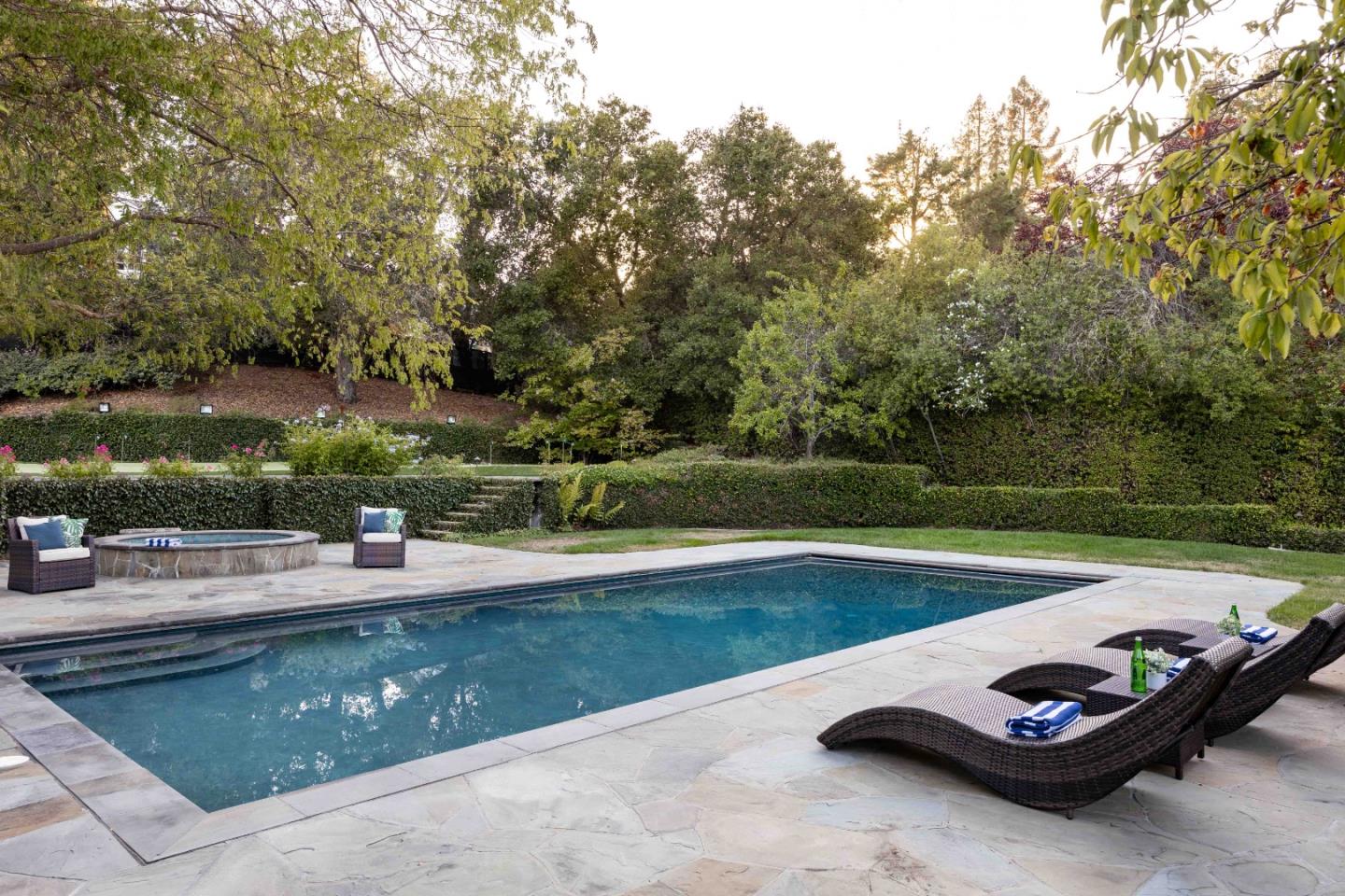 Detail Gallery Image 35 of 41 For 6 Sargent Ln, Atherton,  CA 94027 - 7 Beds | 5/2 Baths
