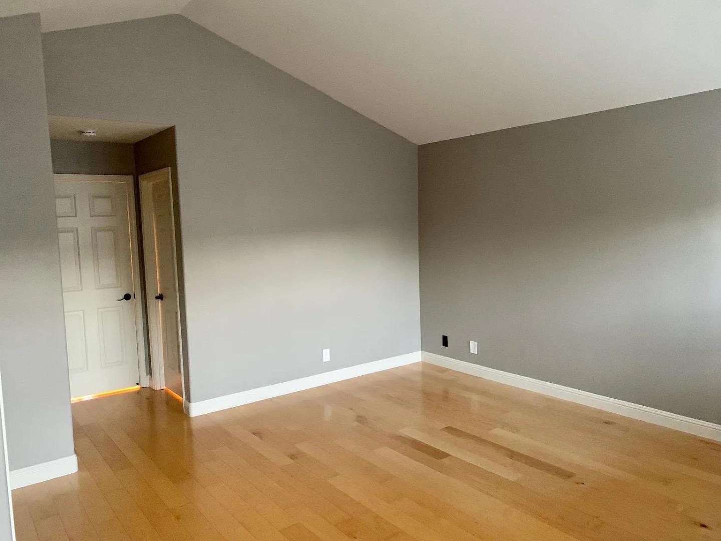 Detail Gallery Image 22 of 47 For 121 Orchard Oak Cir, Campbell,  CA 95008 - 3 Beds | 2/1 Baths
