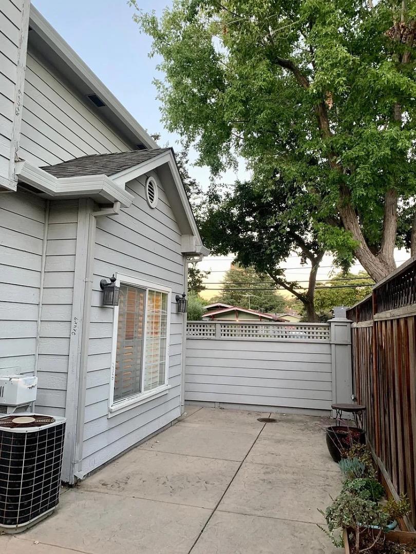 Detail Gallery Image 41 of 47 For 121 Orchard Oak Cir, Campbell,  CA 95008 - 3 Beds | 2/1 Baths