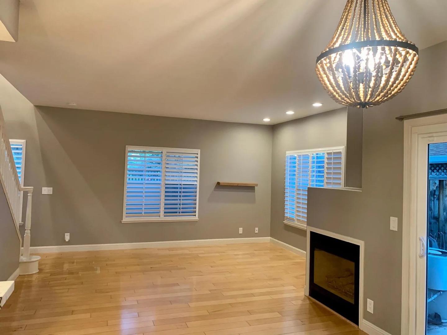 Detail Gallery Image 8 of 47 For 121 Orchard Oak Cir, Campbell,  CA 95008 - 3 Beds | 2/1 Baths