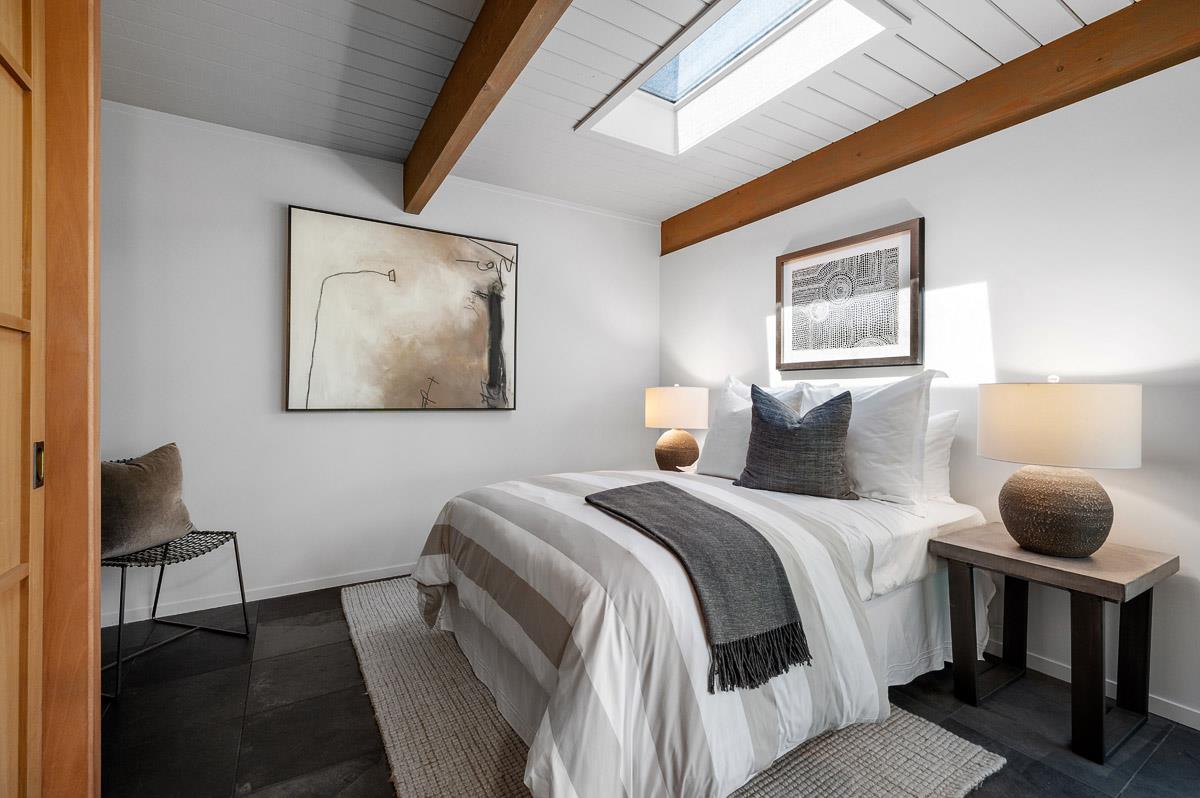 Detail Gallery Image 18 of 31 For 1547 Tarrytown St, San Mateo,  CA 94402 - 4 Beds | 2 Baths