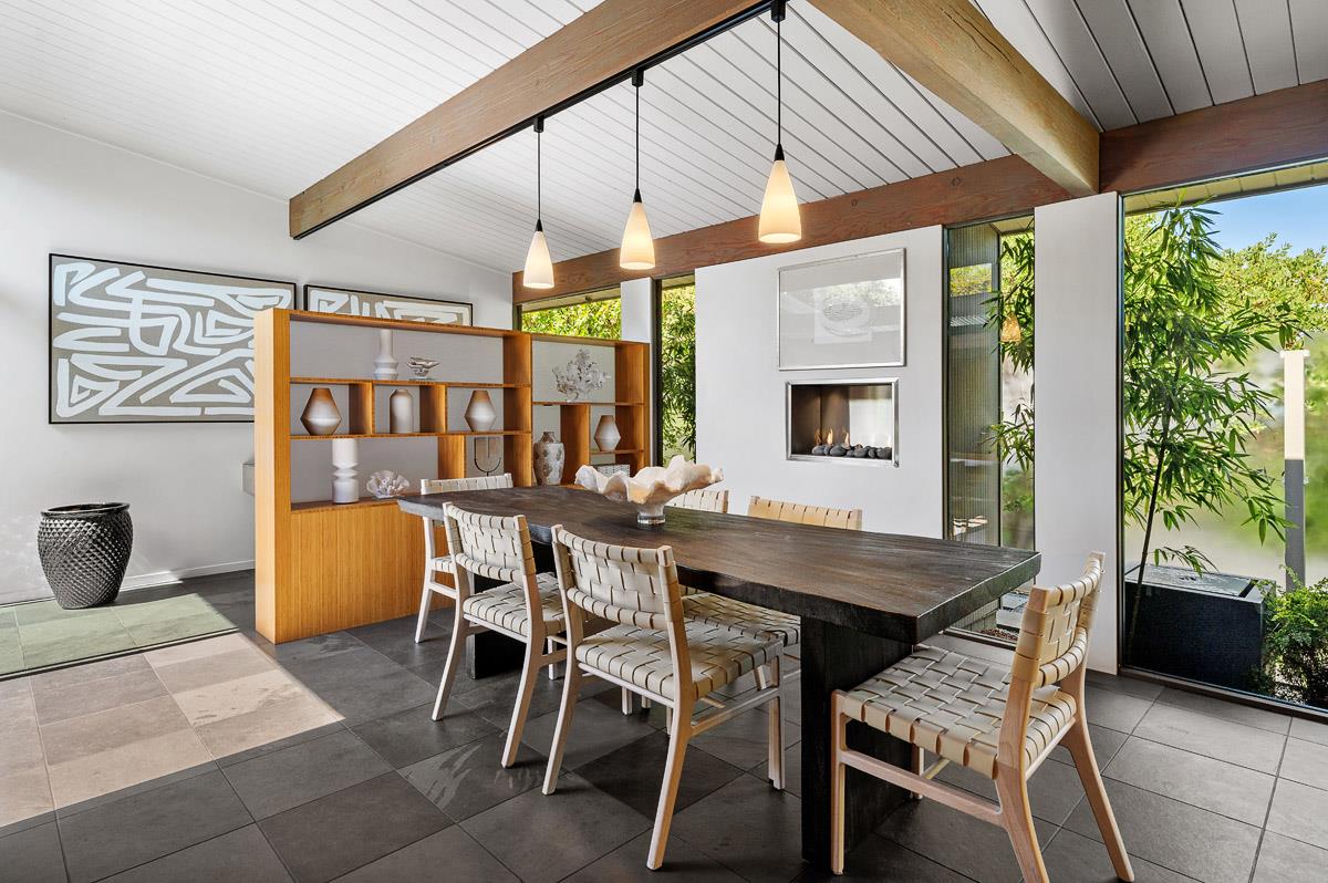 Detail Gallery Image 6 of 31 For 1547 Tarrytown St, San Mateo,  CA 94402 - 4 Beds | 2 Baths