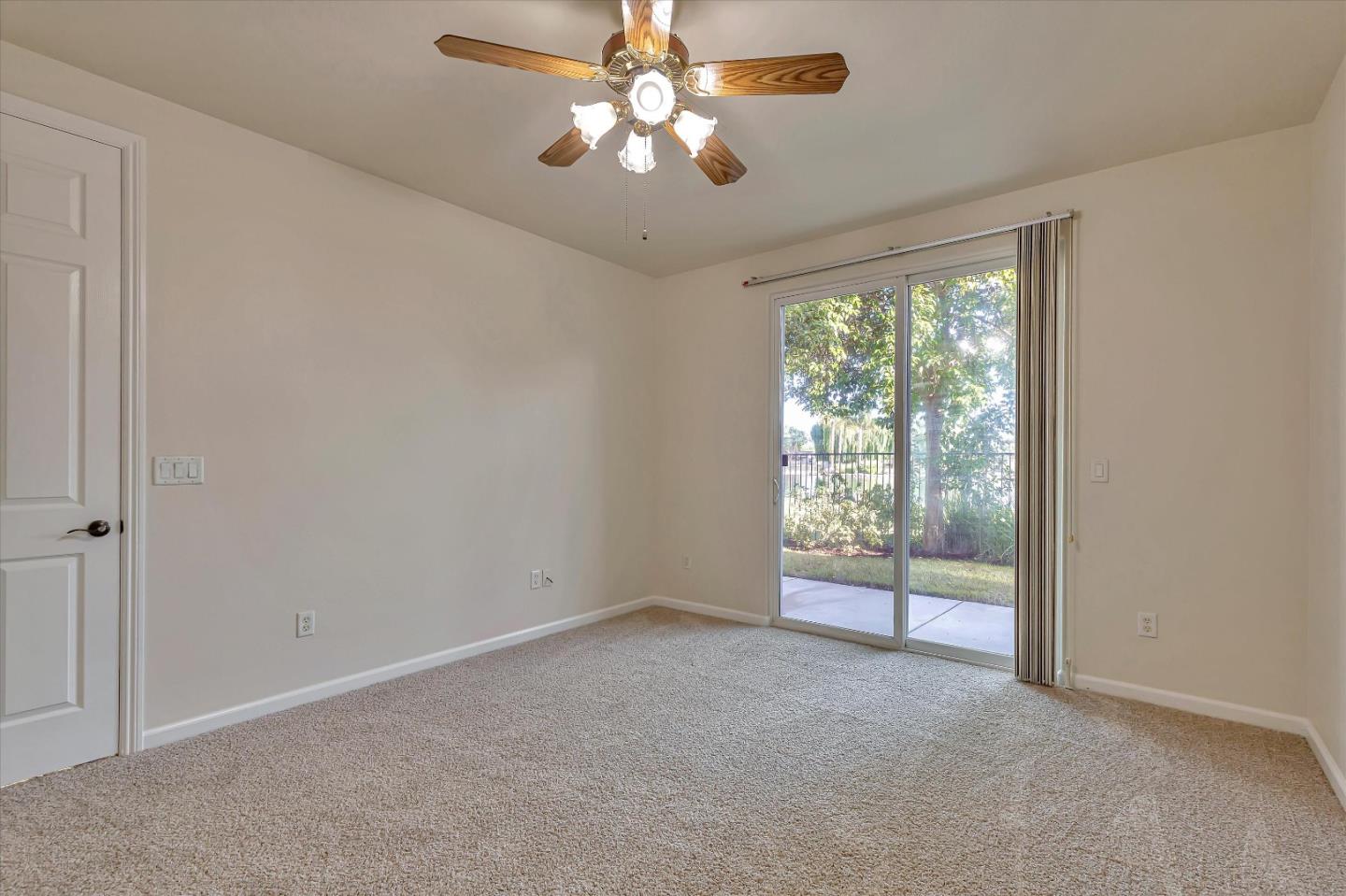 Detail Gallery Image 6 of 12 For 2400 Capri, Chowchilla,  CA 93610 - 3 Beds | 2 Baths