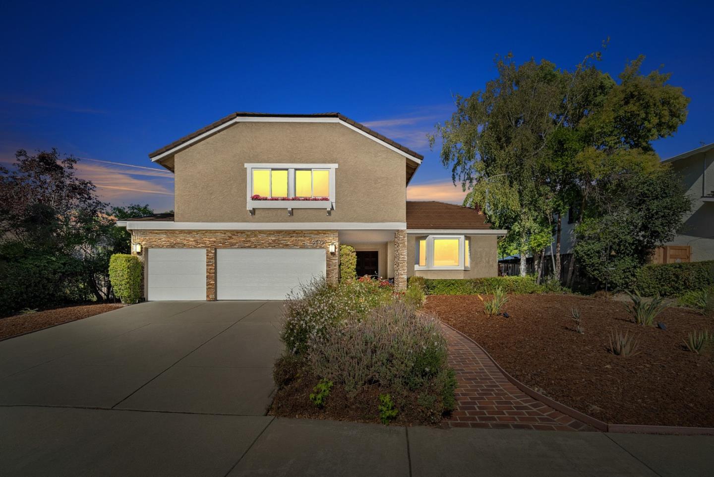 Detail Gallery Image 1 of 1 For 6572 Whispering Pines Dr, San Jose,  CA 95120 - 4 Beds | 3 Baths