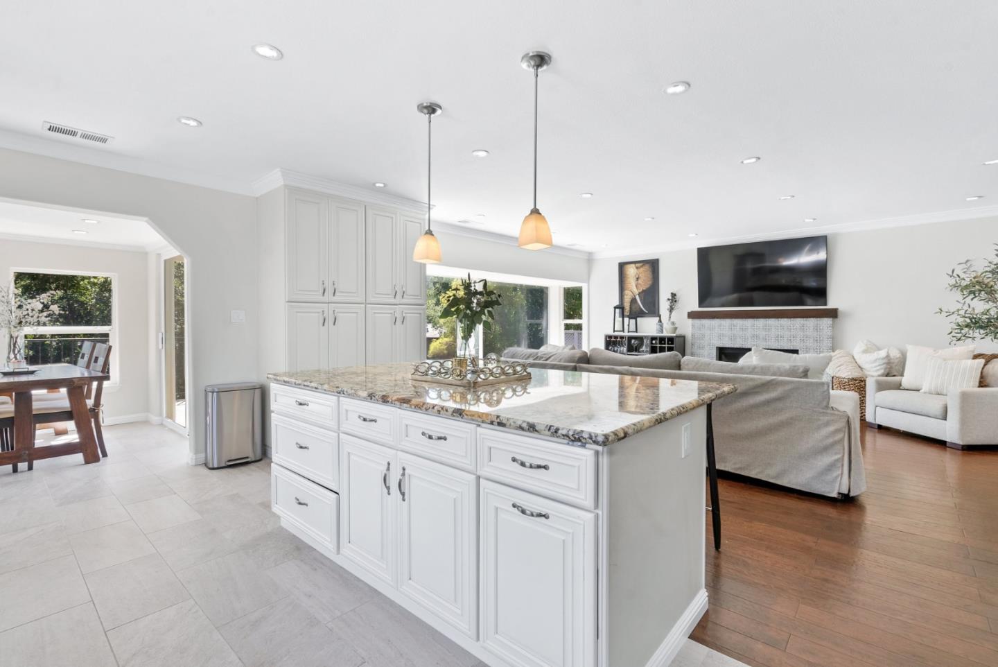 Detail Gallery Image 23 of 68 For 85 Prospect Ave, Los Gatos,  CA 95030 - 4 Beds | 4 Baths