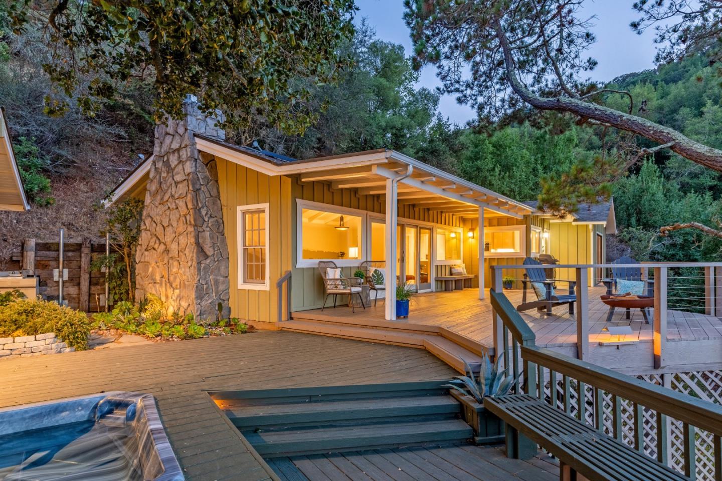 Detail Gallery Image 1 of 44 For 16050 Overlook Dr, Los Gatos,  CA 95030 - 2 Beds | 2 Baths
