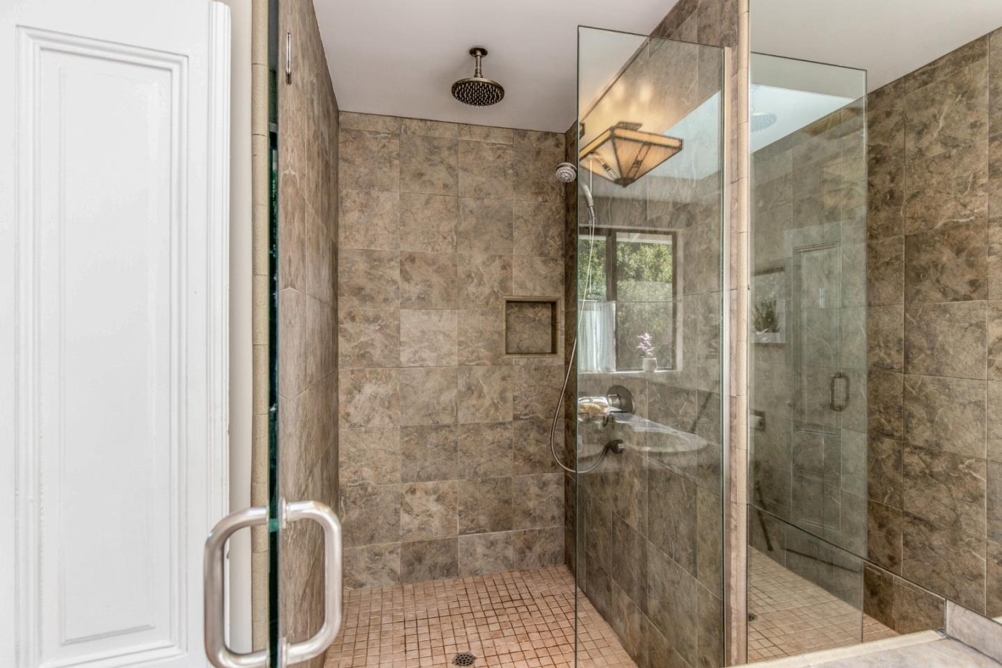 Detail Gallery Image 17 of 44 For 16050 Overlook Dr, Los Gatos,  CA 95030 - 2 Beds | 2 Baths