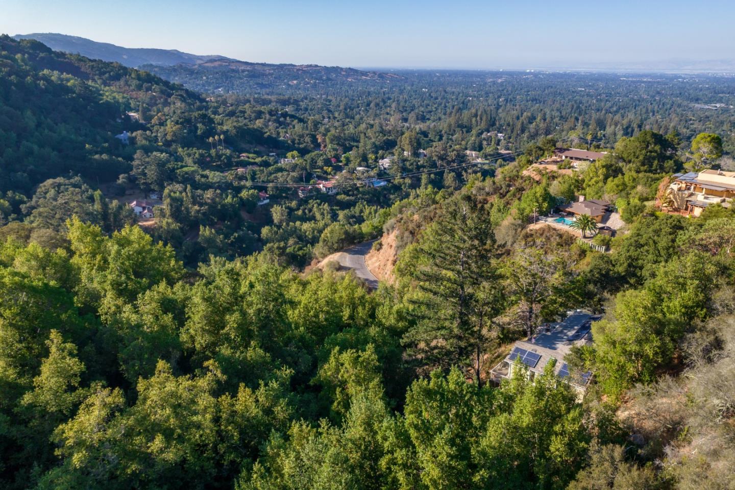 Detail Gallery Image 38 of 44 For 16050 Overlook Dr, Los Gatos,  CA 95030 - 2 Beds | 2 Baths