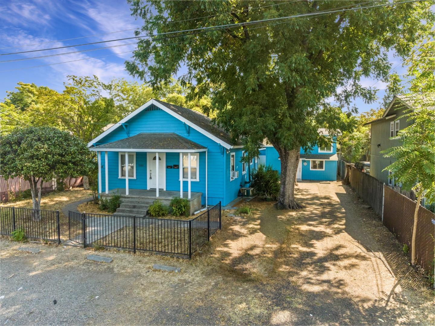 Photo of 1131-1133 W 6th St in Chico, CA