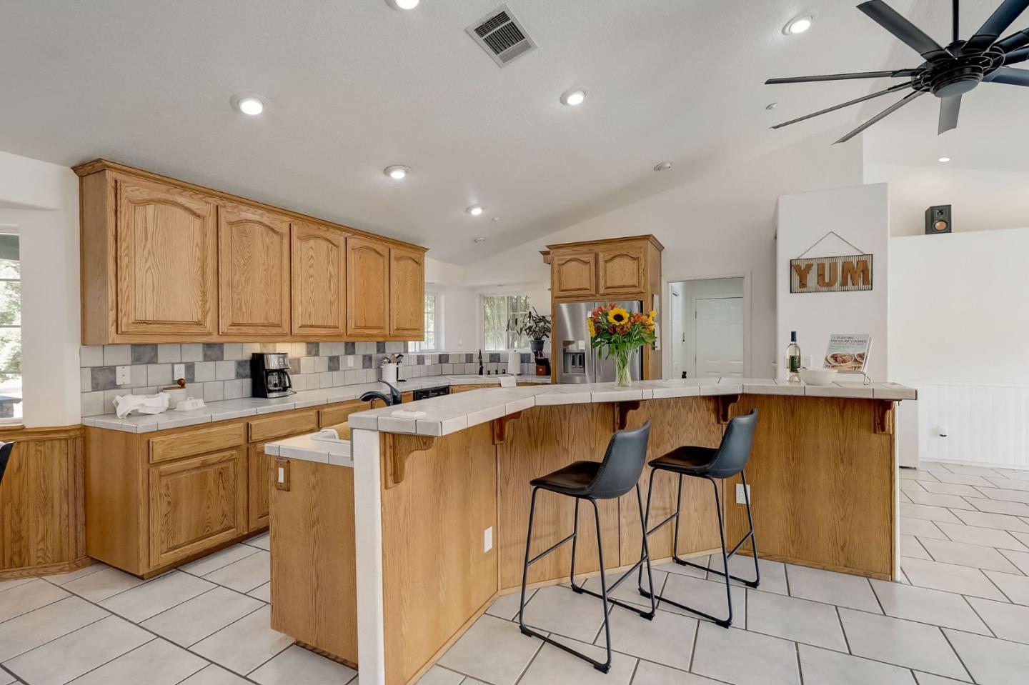 Detail Gallery Image 16 of 51 For 7536 Pleasants Valley Rd, Vacaville,  CA 95688 - 4 Beds | 2/1 Baths