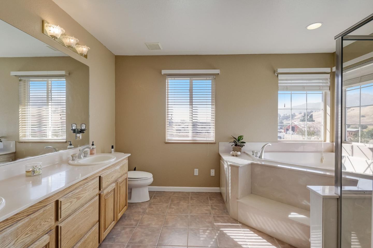 Detail Gallery Image 25 of 51 For 7536 Pleasants Valley Rd, Vacaville,  CA 95688 - 4 Beds | 2/1 Baths