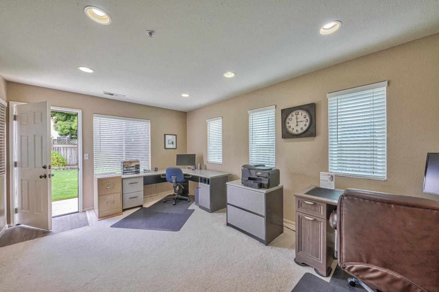 418  Zinfandel Way