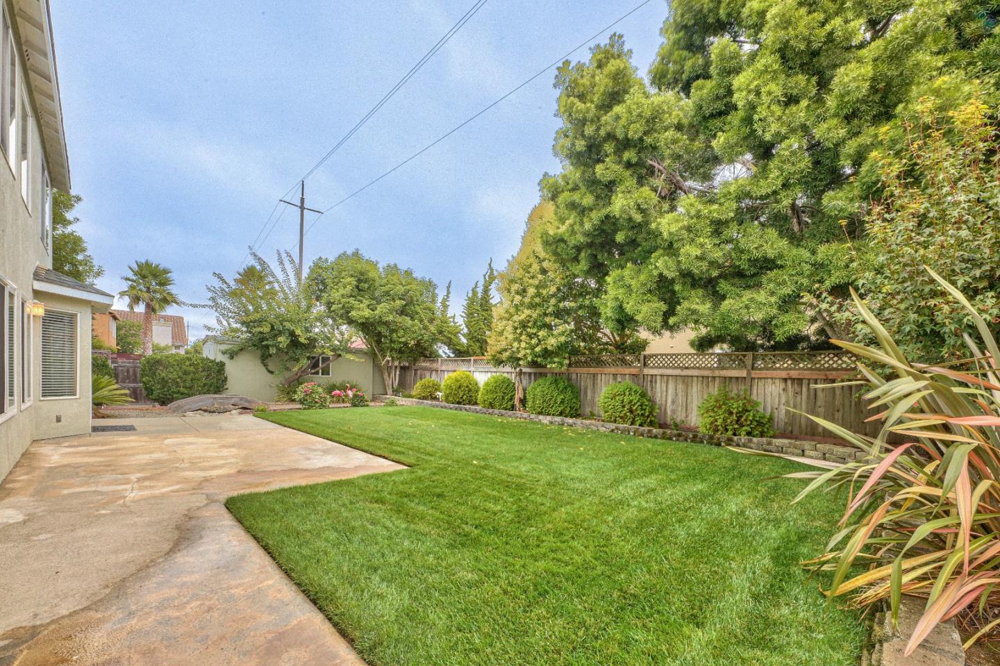 418  Zinfandel Way