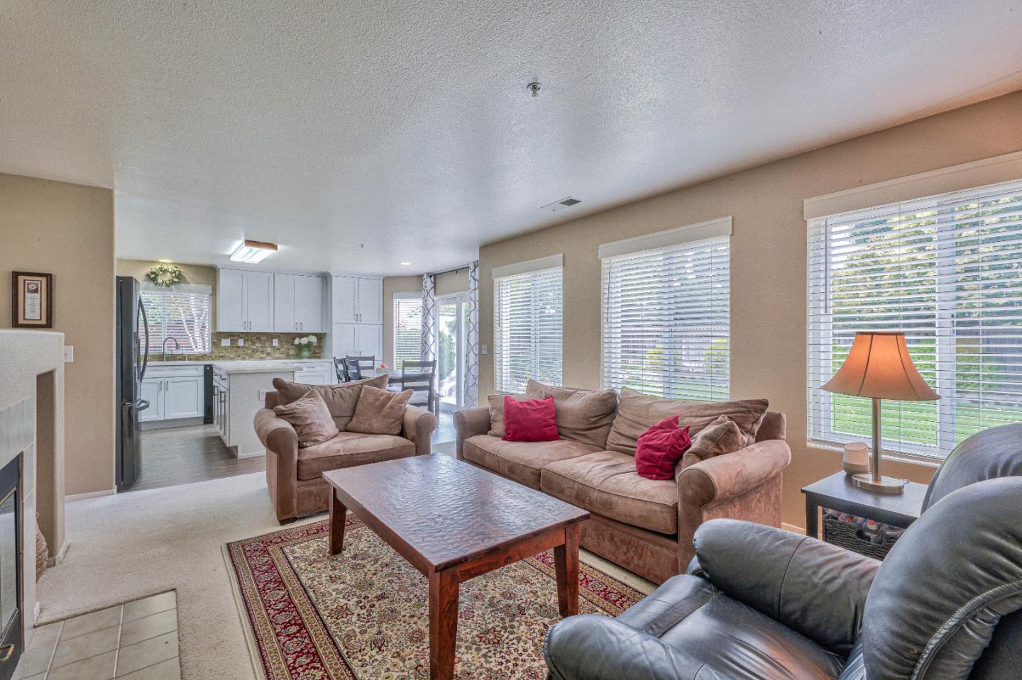 418  Zinfandel Way