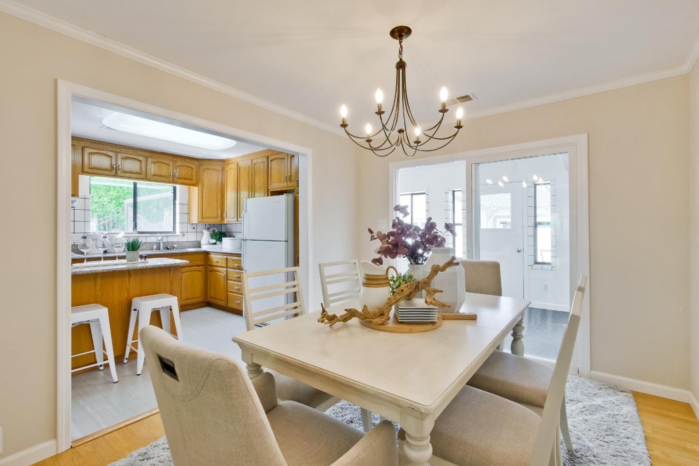 Detail Gallery Image 16 of 42 For 51 Watkins Ave, Atherton,  CA 94027 - 4 Beds | 2 Baths