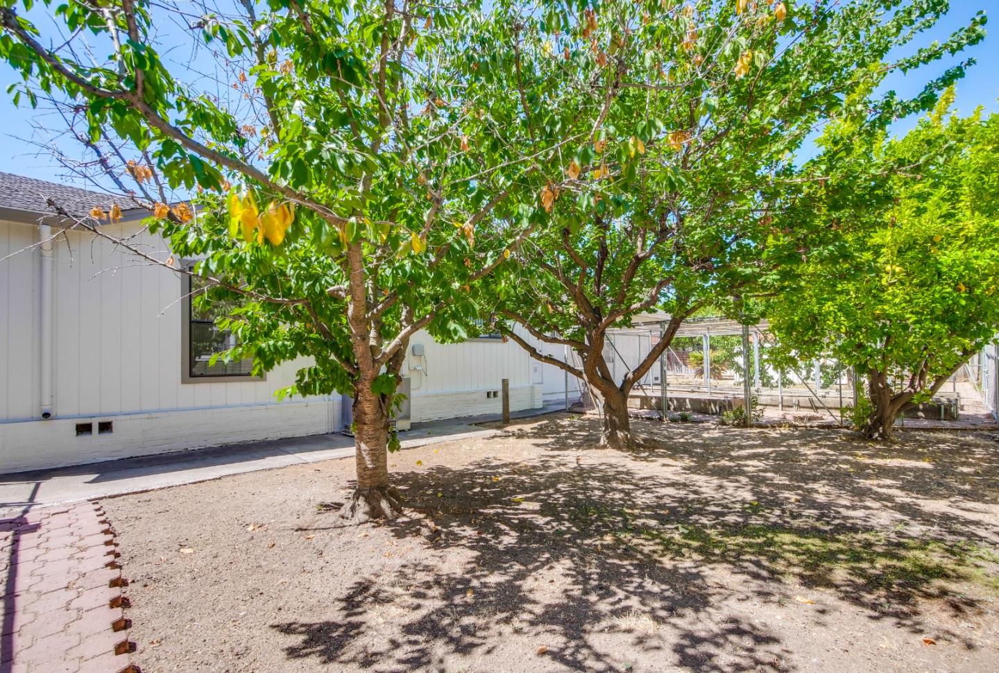 Detail Gallery Image 39 of 42 For 51 Watkins Ave, Atherton,  CA 94027 - 4 Beds | 2 Baths