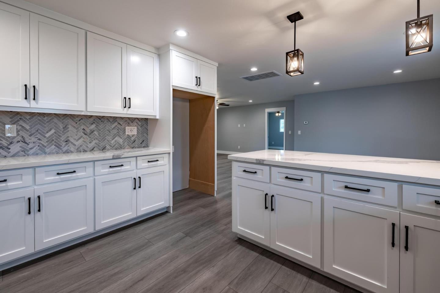 Detail Gallery Image 11 of 36 For 7530 Lovers Ln, Hollister,  CA 95023 - 2 Beds | 1 Baths