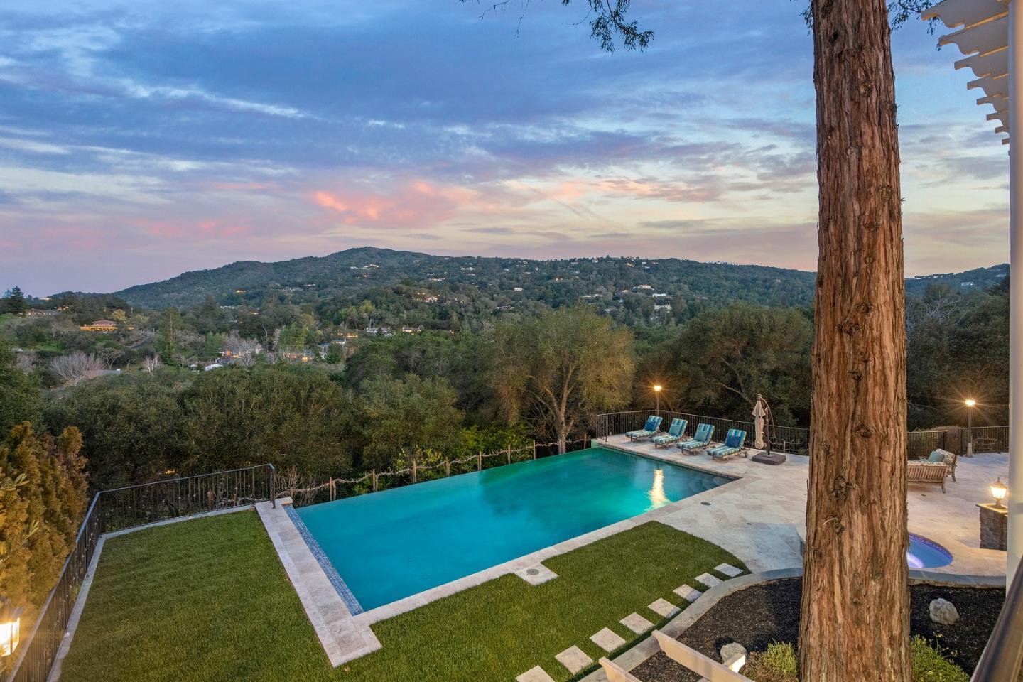 Detail Gallery Image 2 of 81 For 17150 Los Robles Way, Los Gatos,  CA 95030 - 4 Beds | 5/1 Baths