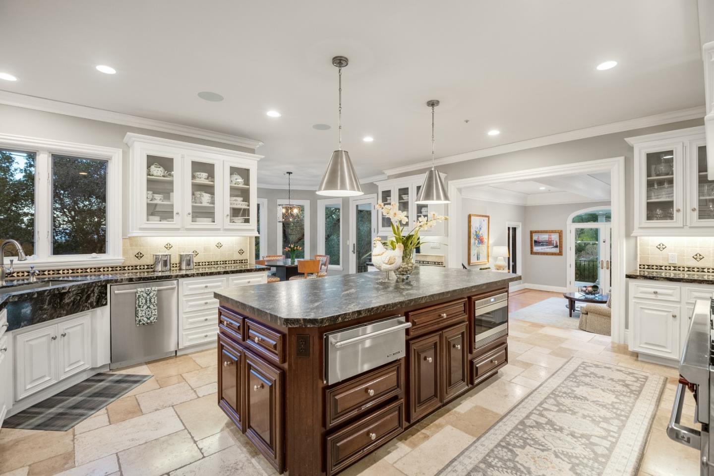 Detail Gallery Image 21 of 81 For 17150 Los Robles Way, Los Gatos,  CA 95030 - 4 Beds | 5/1 Baths