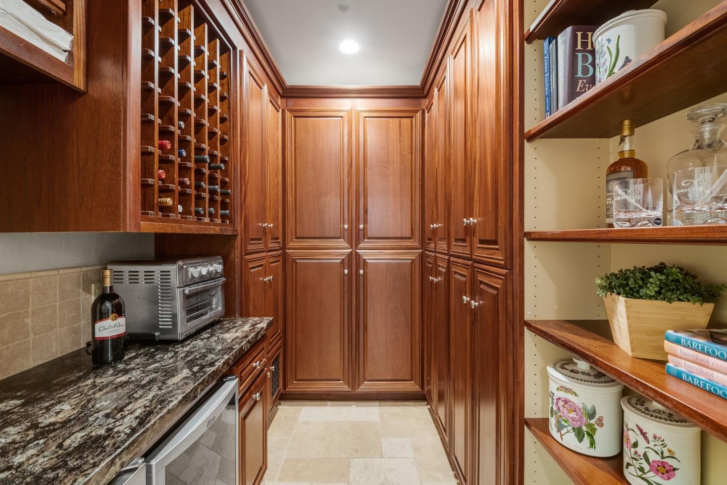 Detail Gallery Image 24 of 81 For 17150 Los Robles Way, Los Gatos,  CA 95030 - 4 Beds | 5/1 Baths