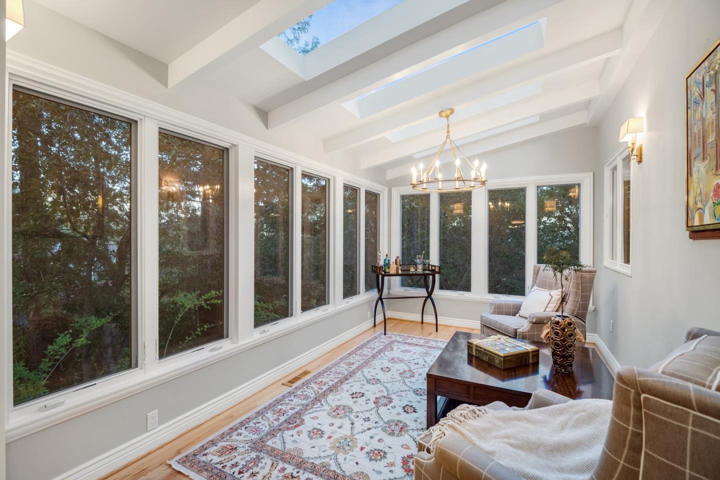 Detail Gallery Image 26 of 81 For 17150 Los Robles Way, Los Gatos,  CA 95030 - 4 Beds | 5/1 Baths