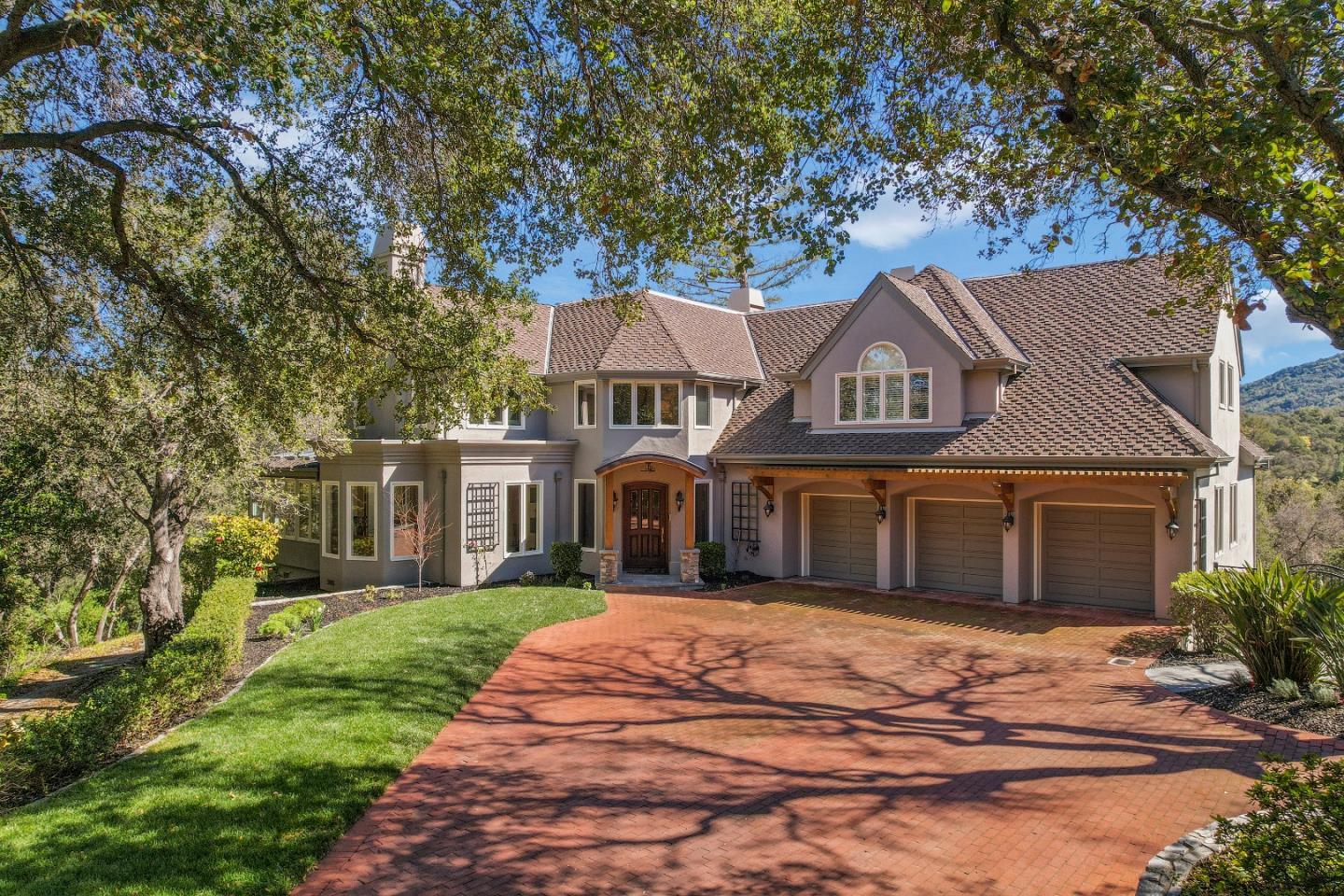 Detail Gallery Image 4 of 81 For 17150 Los Robles Way, Los Gatos,  CA 95030 - 4 Beds | 5/1 Baths