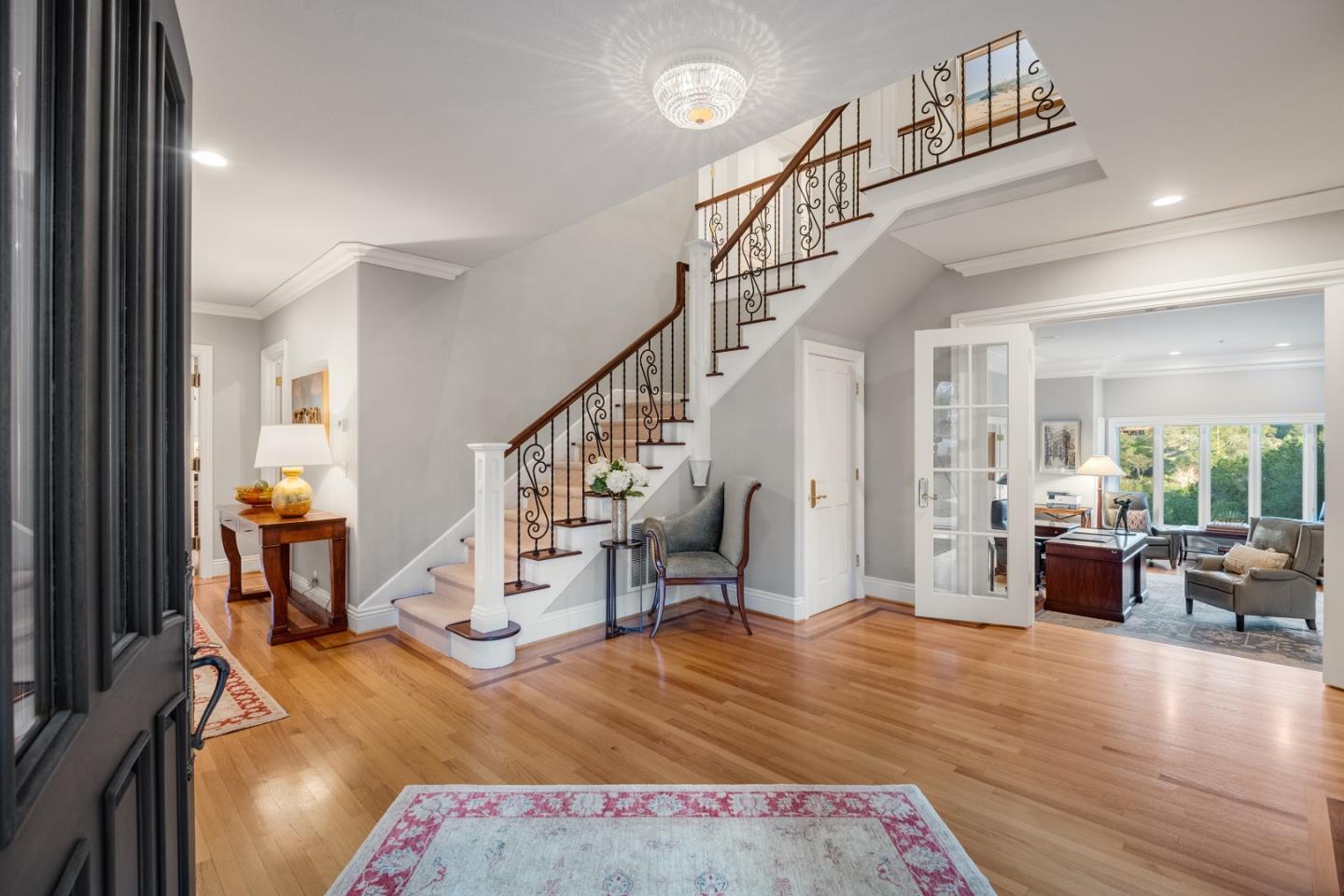 Detail Gallery Image 5 of 81 For 17150 Los Robles Way, Los Gatos,  CA 95030 - 4 Beds | 5/1 Baths