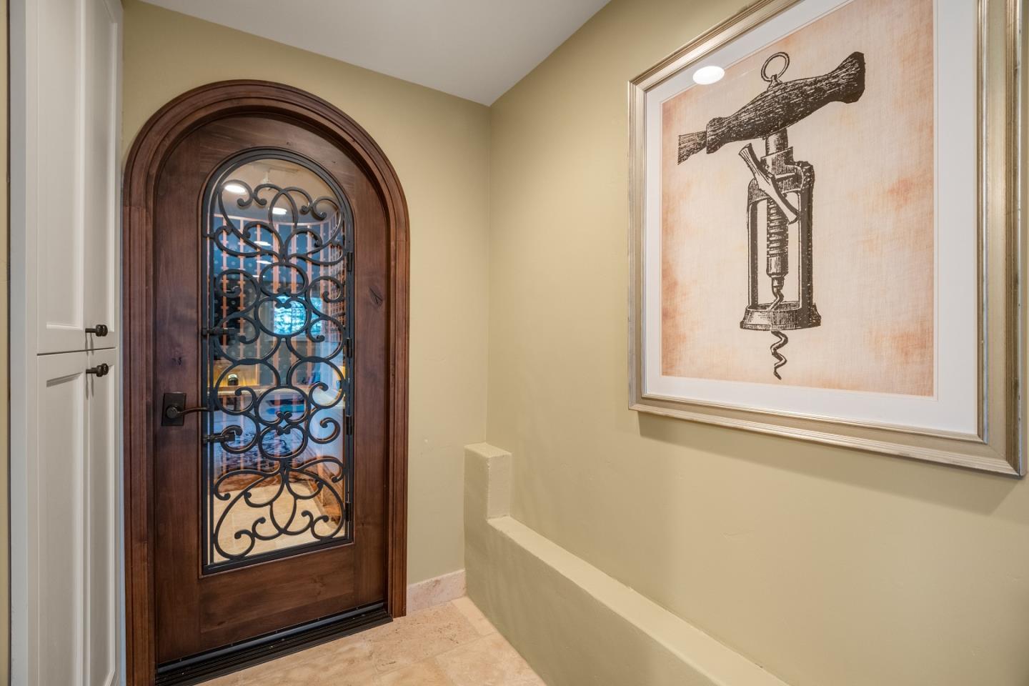 Detail Gallery Image 61 of 81 For 17150 Los Robles Way, Los Gatos,  CA 95030 - 4 Beds | 5/1 Baths