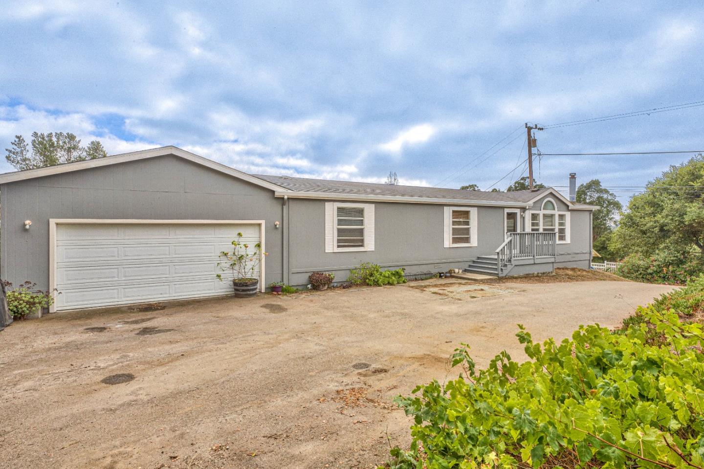 Photo of 657 Seely Ave in Aromas, CA