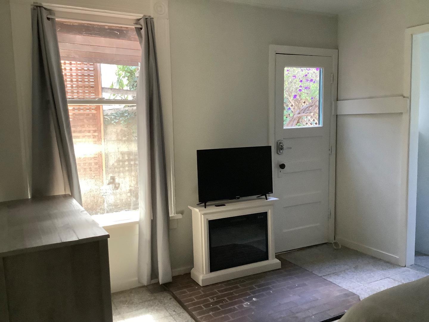 Detail Gallery Image 34 of 68 For 118 1st St, Santa Cruz,  CA 95060 - – Beds | – Baths