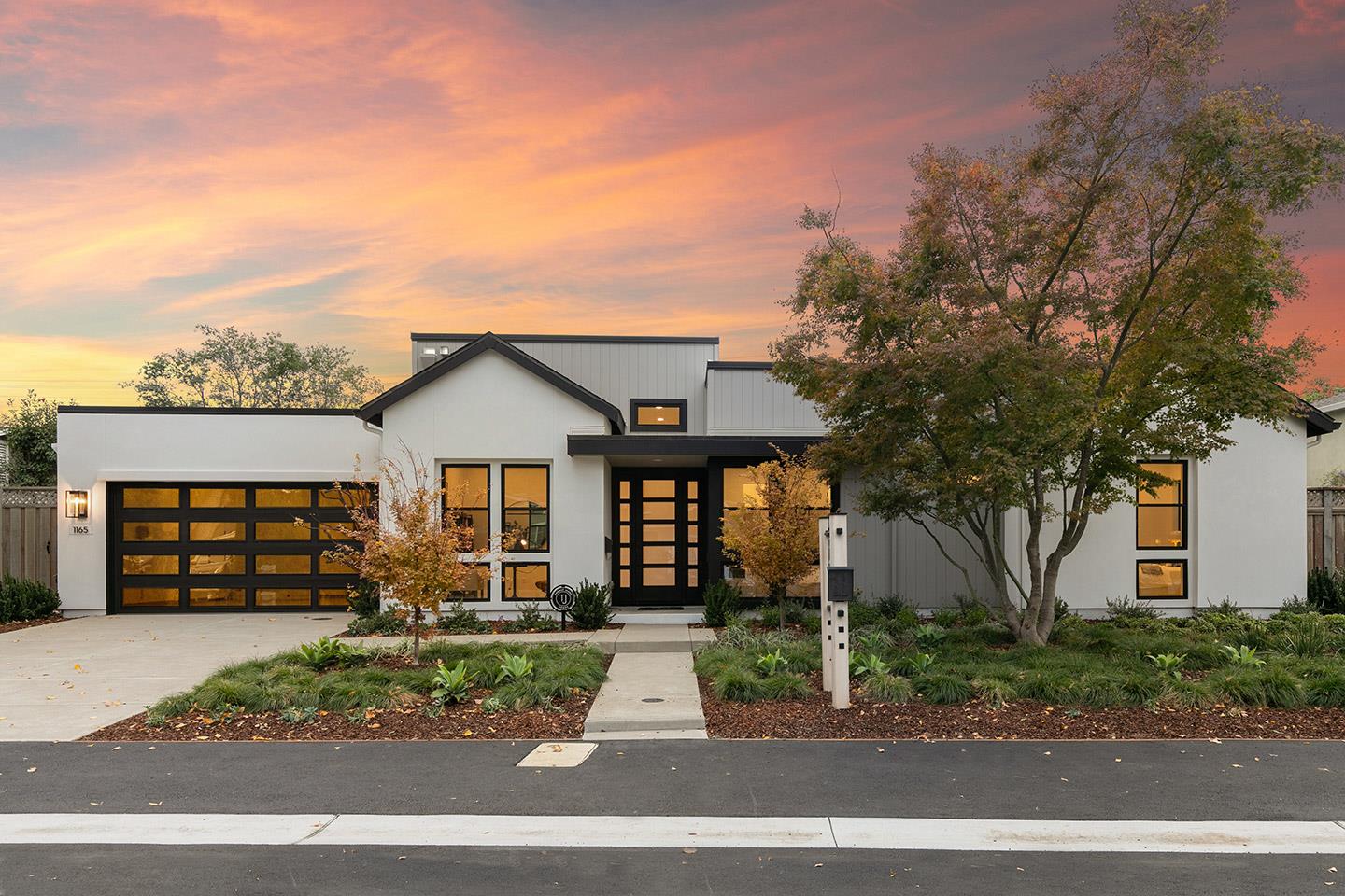 Photo of 1165 Hillview Dr in Menlo Park, CA