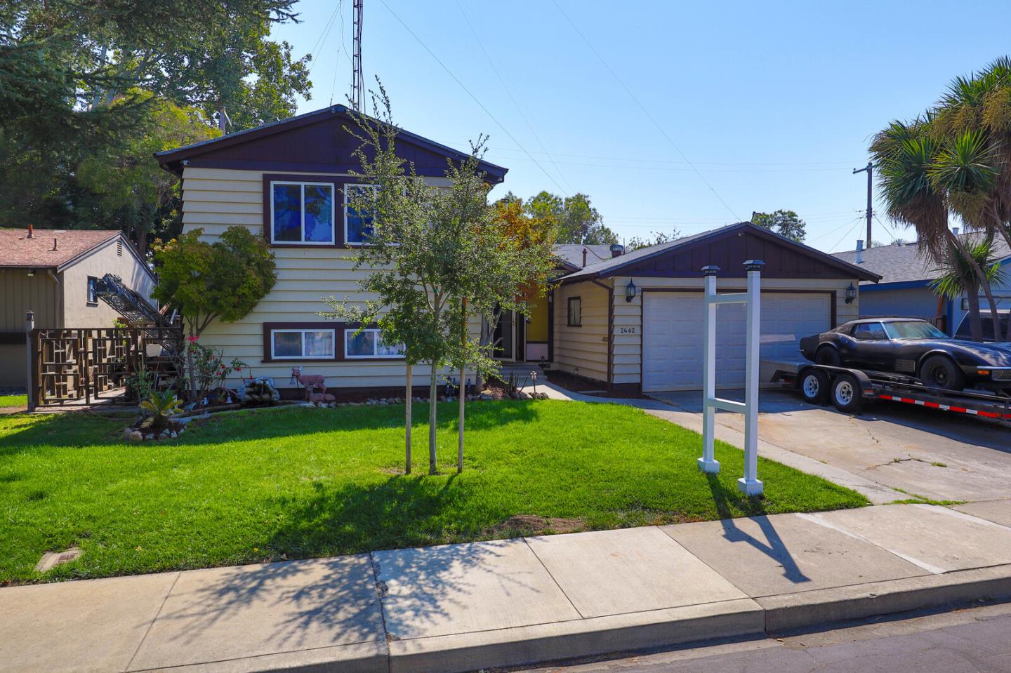 Detail Gallery Image 1 of 1 For 2462 Scanlan Pl, Santa Clara,  CA 95050 - 3 Beds | 2 Baths