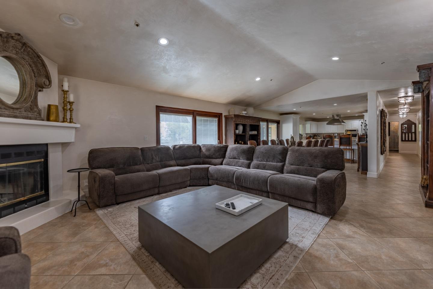 17520 Foothill Cir, Salinas, CA 93908 4 Beds 3 Baths (Active