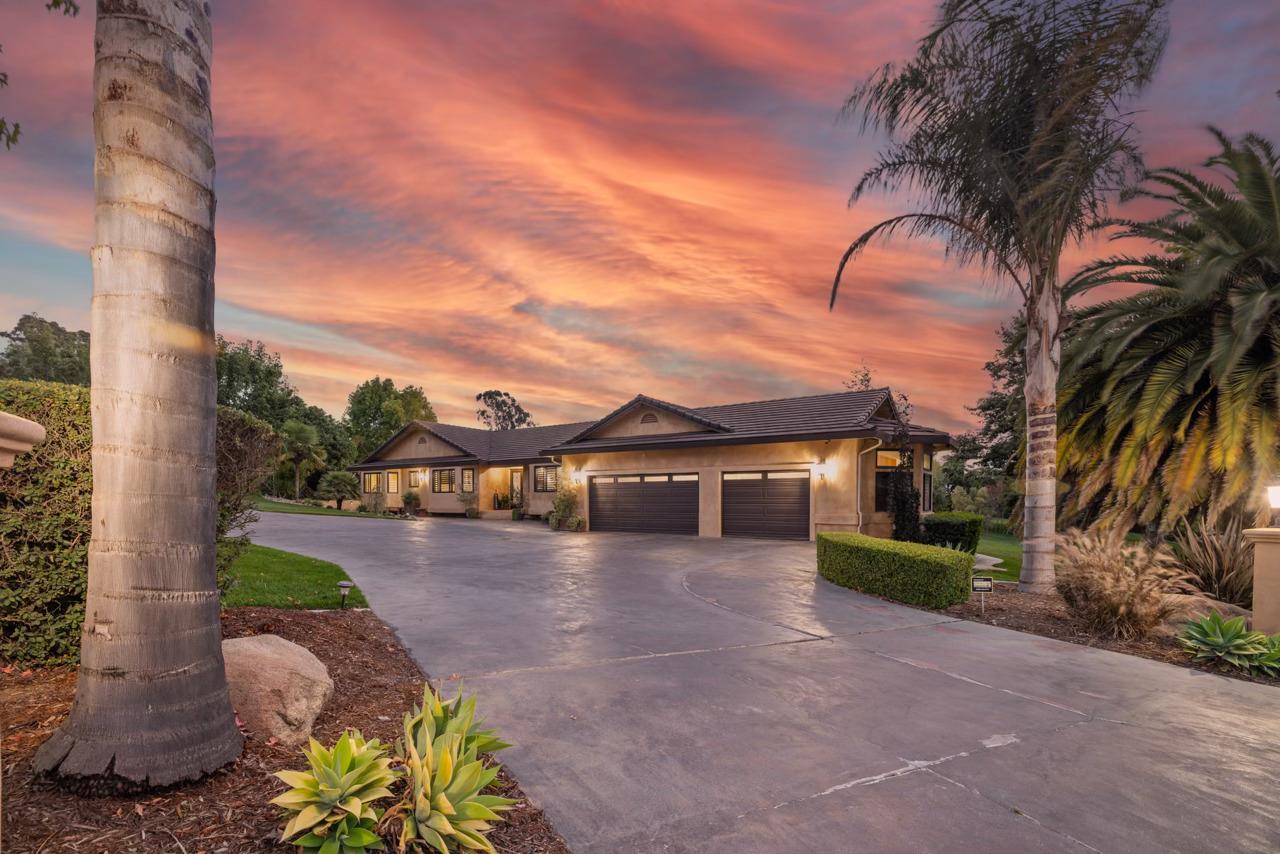 17520 Foothill Cir, Salinas, CA 93908 4 Beds 3 Baths (Active