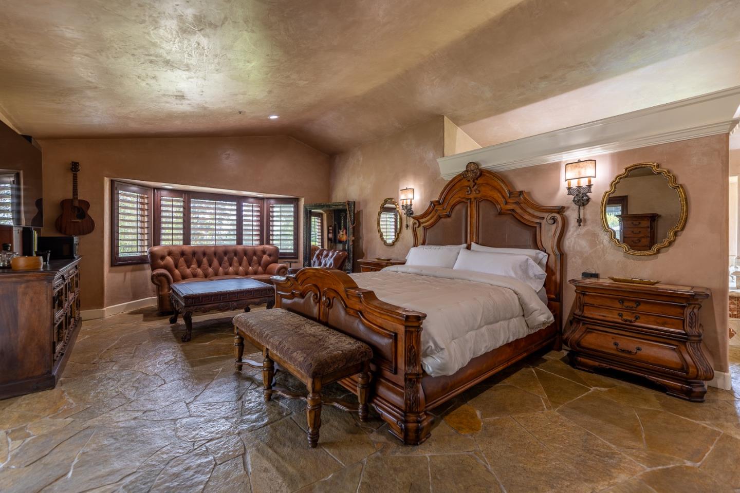 17520 Foothill Cir, Salinas, CA 93908 4 Beds 3 Baths (Active