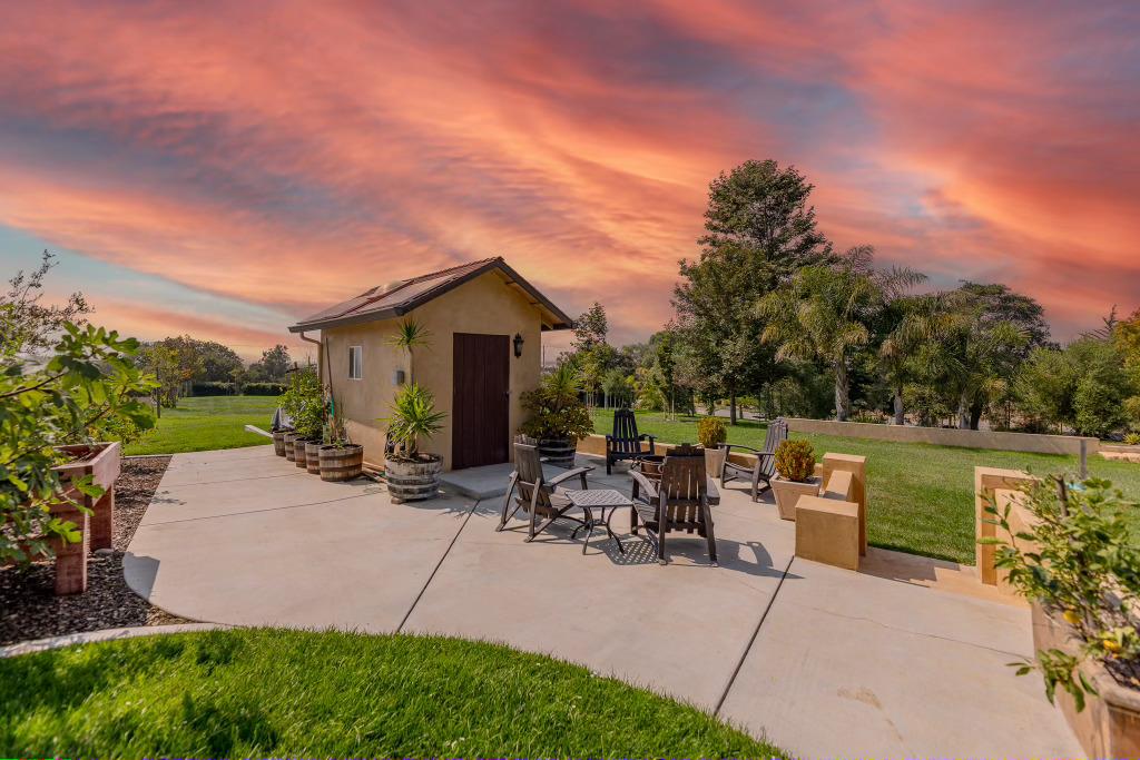 17520 Foothill Cir, Salinas, CA 93908 4 Beds 3 Baths (Active