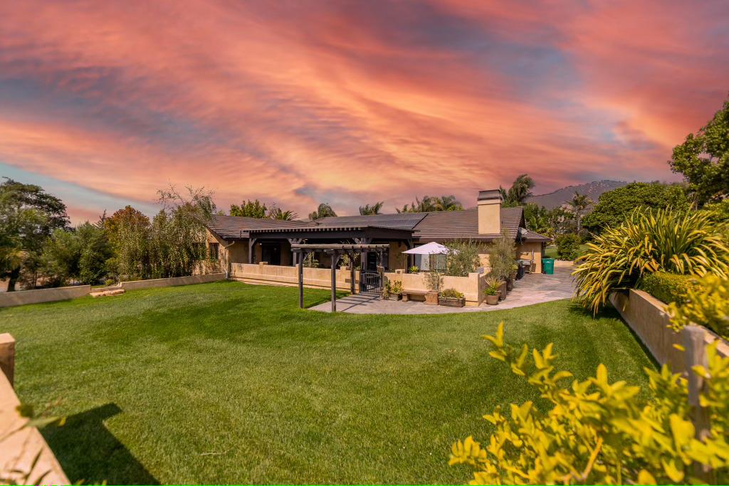 17520 Foothill Cir, Salinas, CA 93908 4 Beds 3 Baths (Active