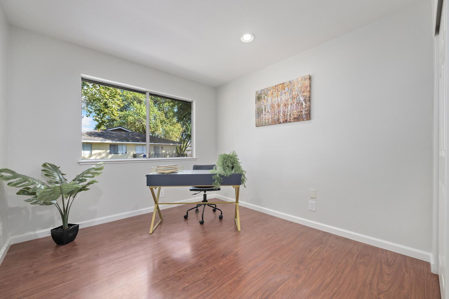 Detail Gallery Image 8 of 13 For 766 Warring Dr #4,  San Jose,  CA 95123 - 2 Beds | 1 Baths