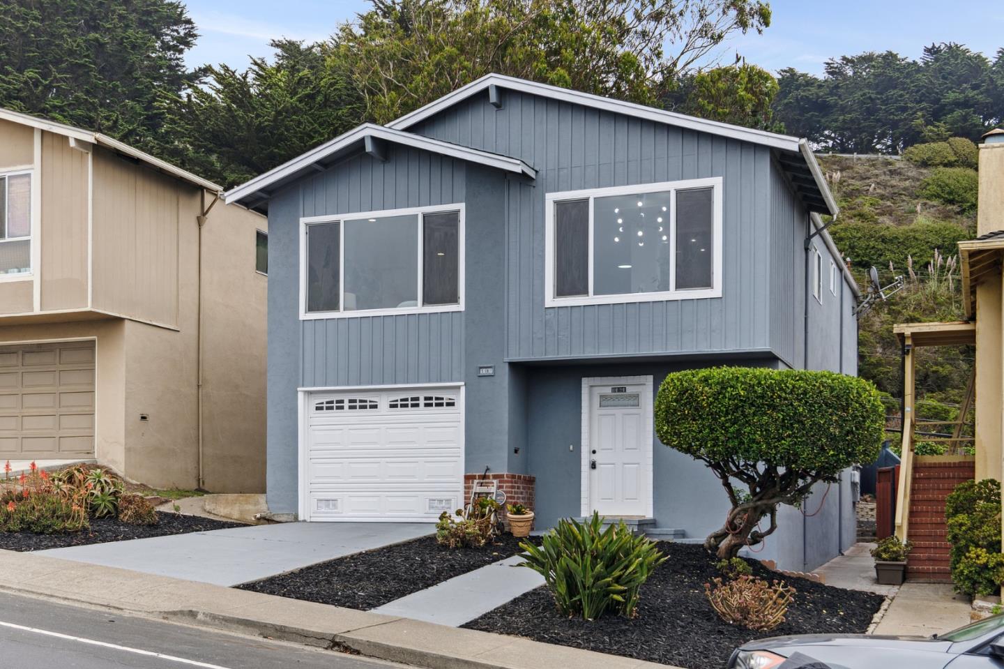 Detail Gallery Image 7 of 65 For 1161 Skyline Dr, Daly City,  CA 94015 - 6 Beds | 3 Baths