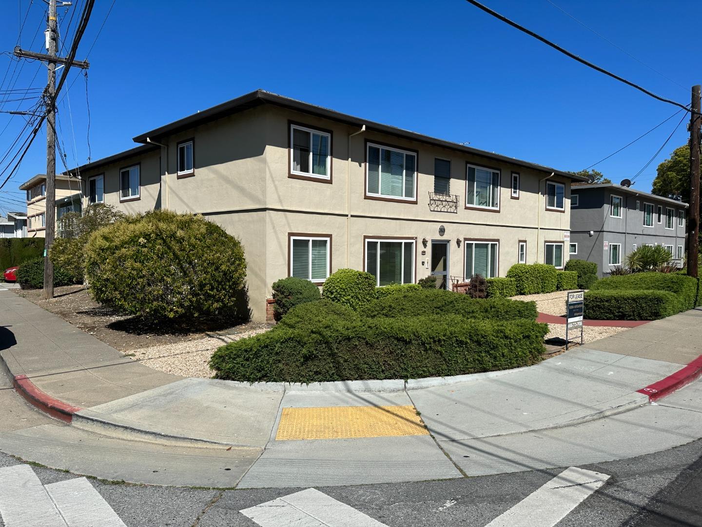 Detail Gallery Image 1 of 1 For 3939 Pacific Blvd #5,  San Mateo,  CA 94403 - 1 Beds | 1 Baths