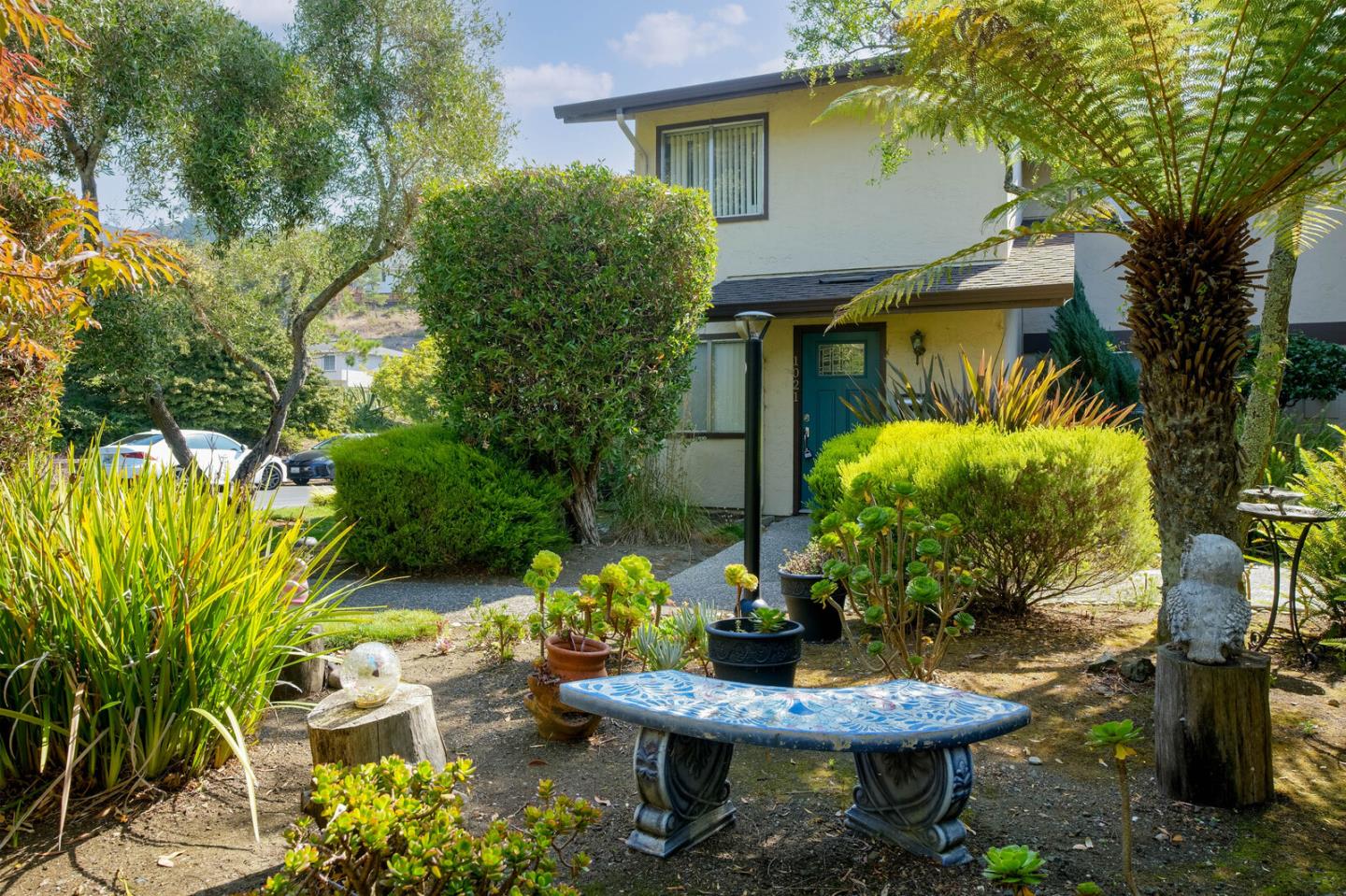 Detail Gallery Image 1 of 1 For 1021 Oddstad Blvd, Pacifica,  CA 94044 - 2 Beds | 1/1 Baths