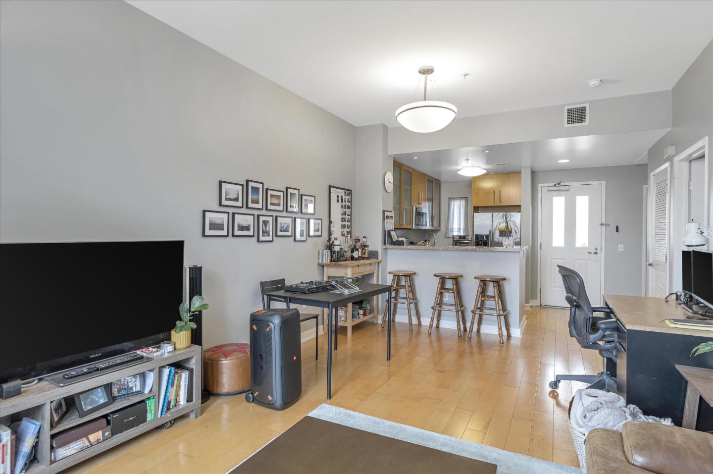 Detail Gallery Image 6 of 25 For 25 S 3rd St #411,  San Jose,  CA 95113 - 1 Beds | 1 Baths