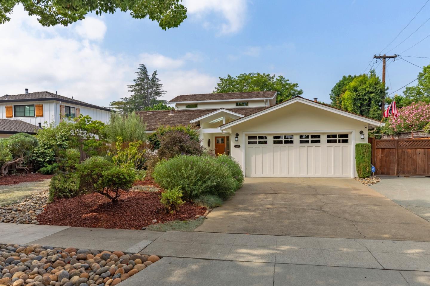 2487 Gunar Dr, San Jose, CA 95124