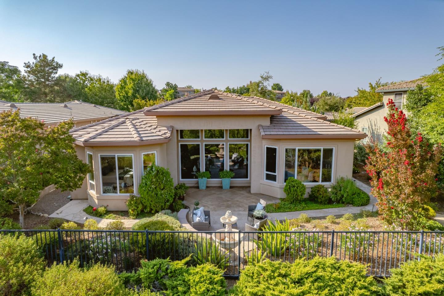 Detail Gallery Image 55 of 68 For 6035 Southerness Dr, El Dorado Hills,  CA 95762 - 4 Beds | 3/1 Baths
