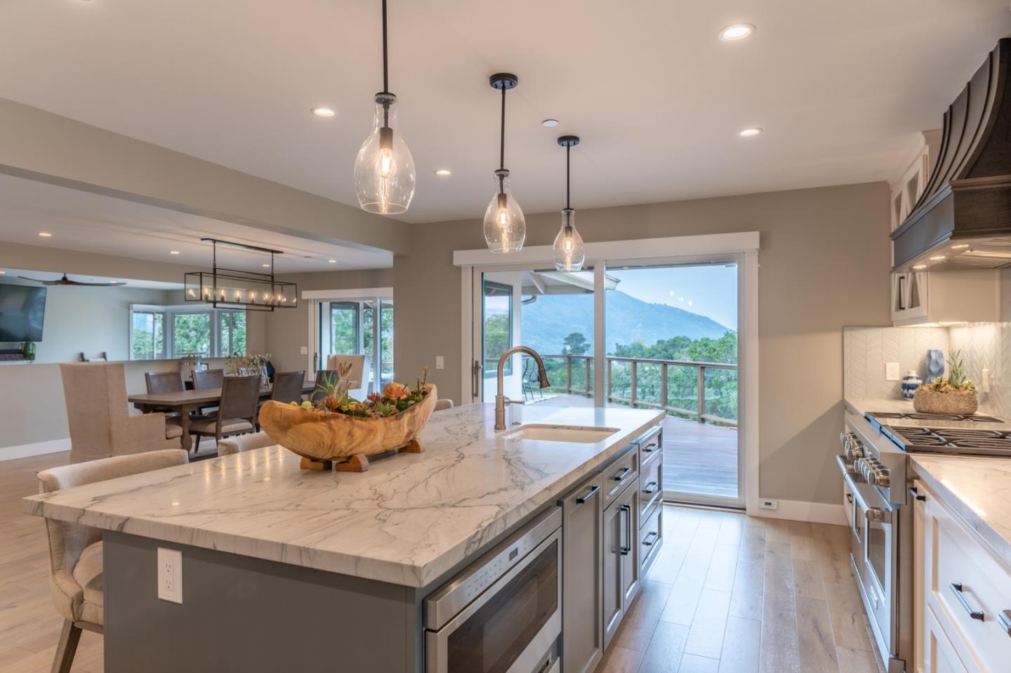 Detail Gallery Image 11 of 49 For 66 Rancho Rd, Carmel Valley,  CA 93924 - 4 Beds | 3/1 Baths