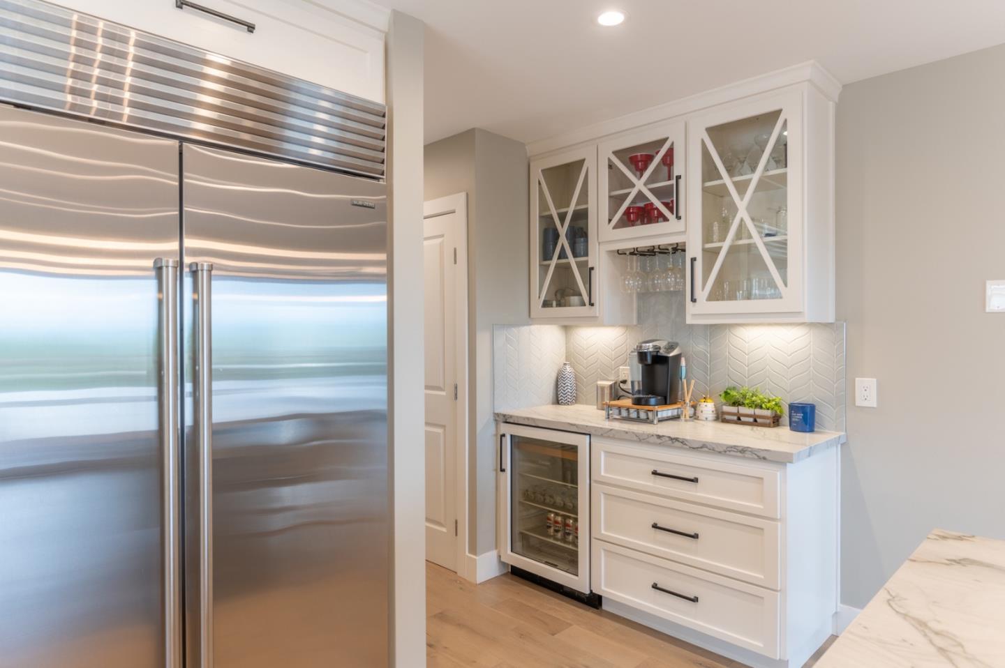 Detail Gallery Image 15 of 49 For 66 Rancho Rd, Carmel Valley,  CA 93924 - 4 Beds | 3/1 Baths