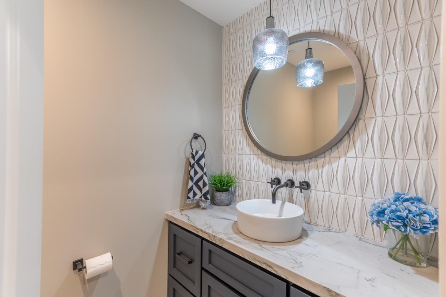Detail Gallery Image 17 of 49 For 66 Rancho Rd, Carmel Valley,  CA 93924 - 4 Beds | 3/1 Baths