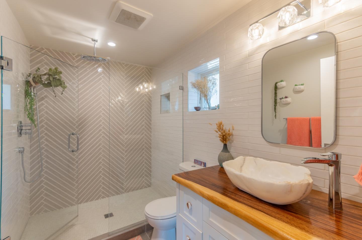 Detail Gallery Image 34 of 49 For 66 Rancho Rd, Carmel Valley,  CA 93924 - 4 Beds | 3/1 Baths