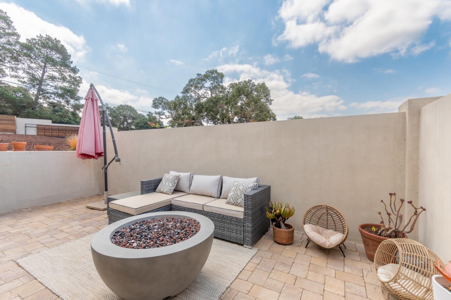 Detail Gallery Image 35 of 49 For 66 Rancho Rd, Carmel Valley,  CA 93924 - 4 Beds | 3/1 Baths