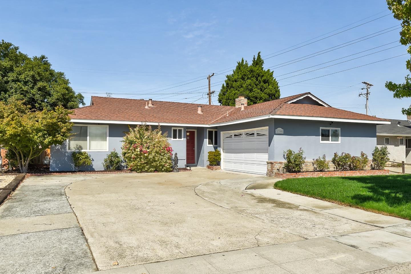Photo of 1799 Foxworthy Ave in San Jose, CA